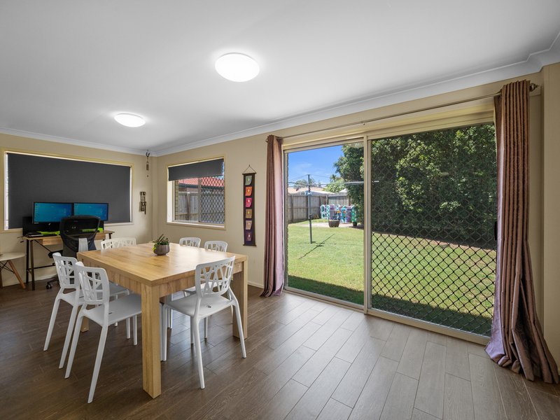 Photo - 19 Brett Place, Wynnum West QLD 4178 - Image 8