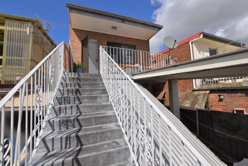 Photo - 19 Breust Place, Punchbowl NSW 2196 - Image 4