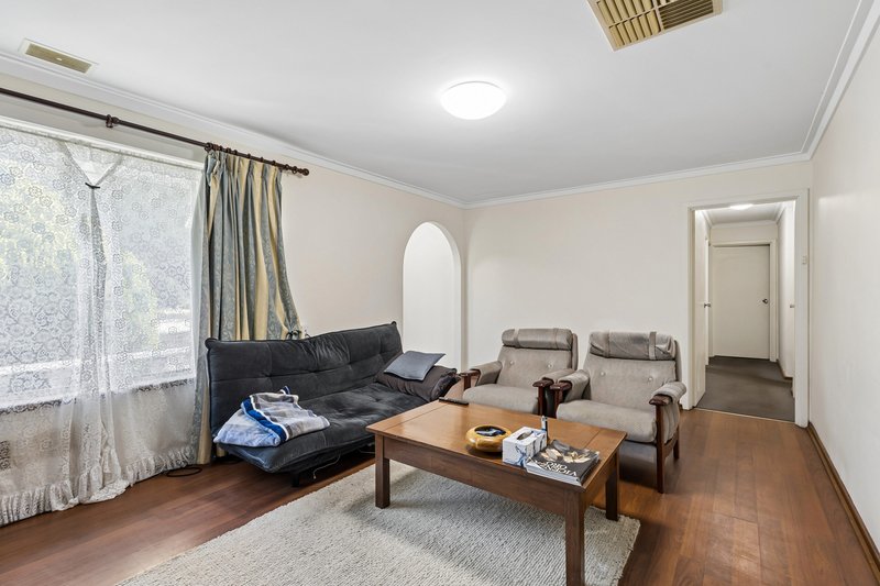 Photo - 19 Brindley Street, Belmont WA 6104 - Image 5