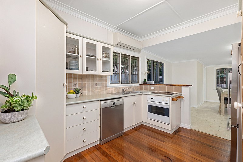 Photo - 19 Brocklea Street, Gaythorne QLD 4051 - Image 4