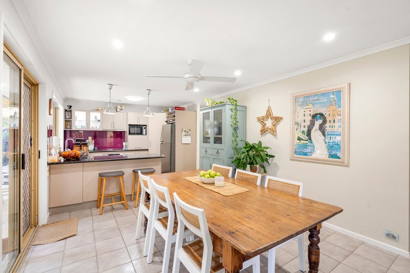 Photo - 19 Bronhill Street, Currumbin Waters QLD 4223 - Image 8