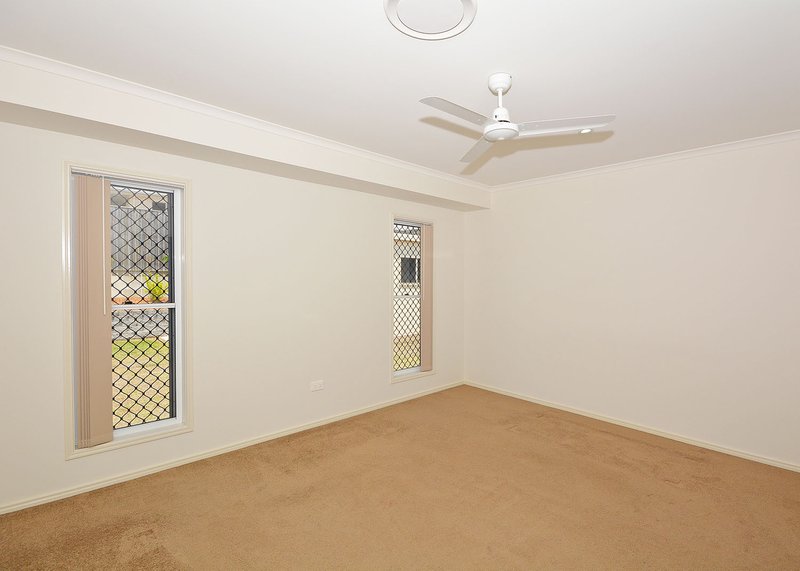 Photo - 19 Bronte Place, Urraween QLD 4655 - Image 9