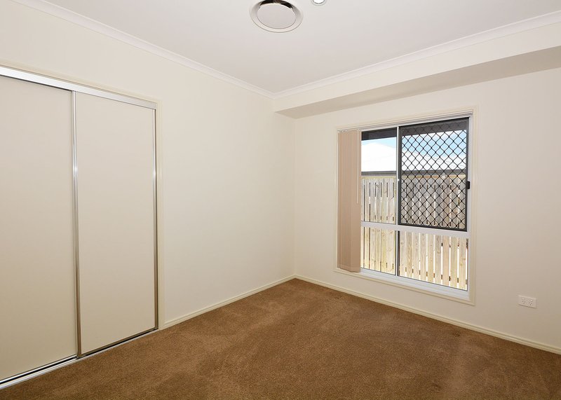 Photo - 19 Bronte Place, Urraween QLD 4655 - Image 14