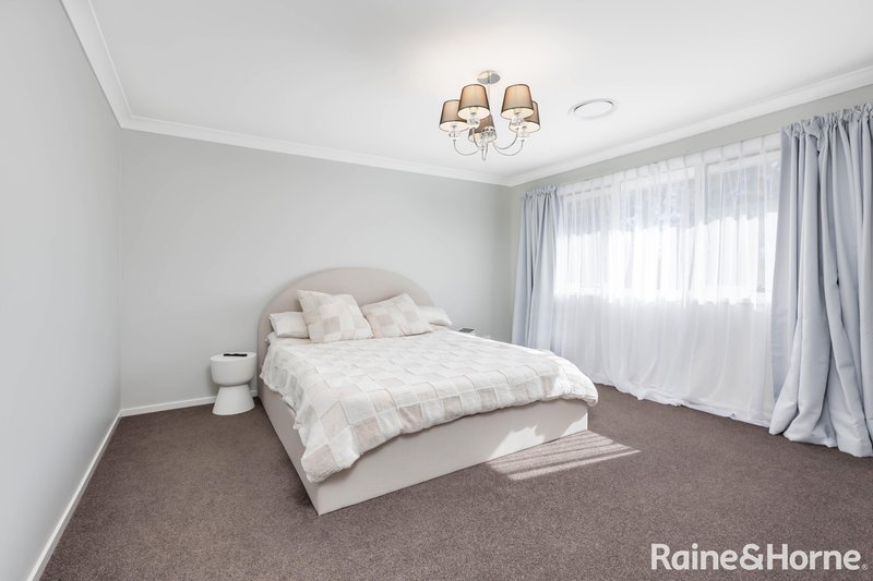 Photo - 19 Brookfield Avenue, Fletcher NSW 2287 - Image 9