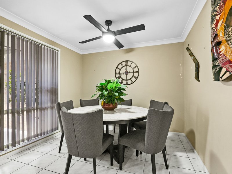 Photo - 19 Broom Place, St Andrews NSW 2566 - Image 3