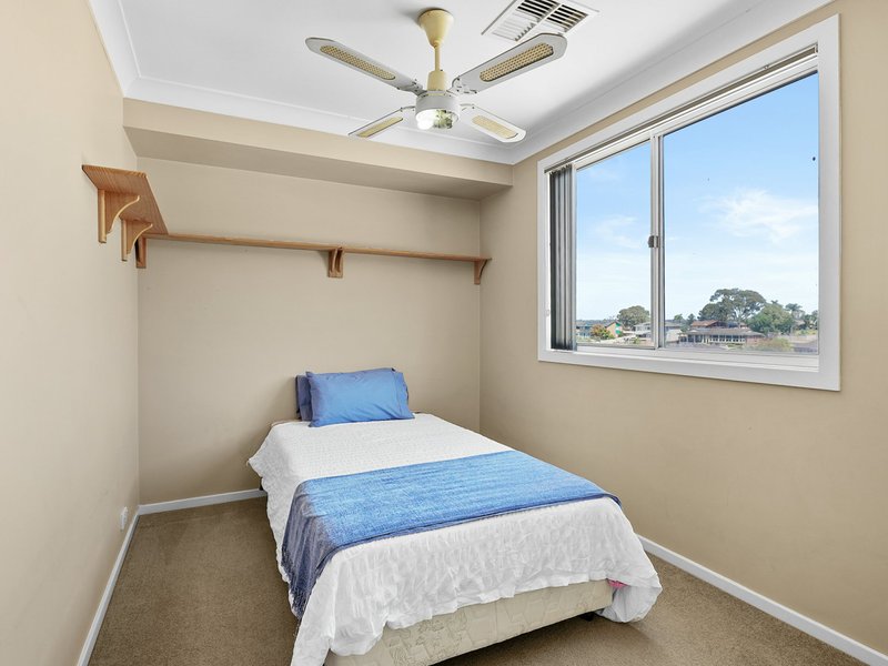 Photo - 19 Broom Place, St Andrews NSW 2566 - Image 7