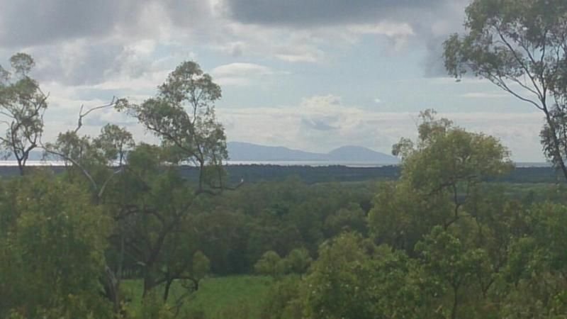 Photo - 19 Bruce Highway, Bambaroo QLD 4850 - Image 15