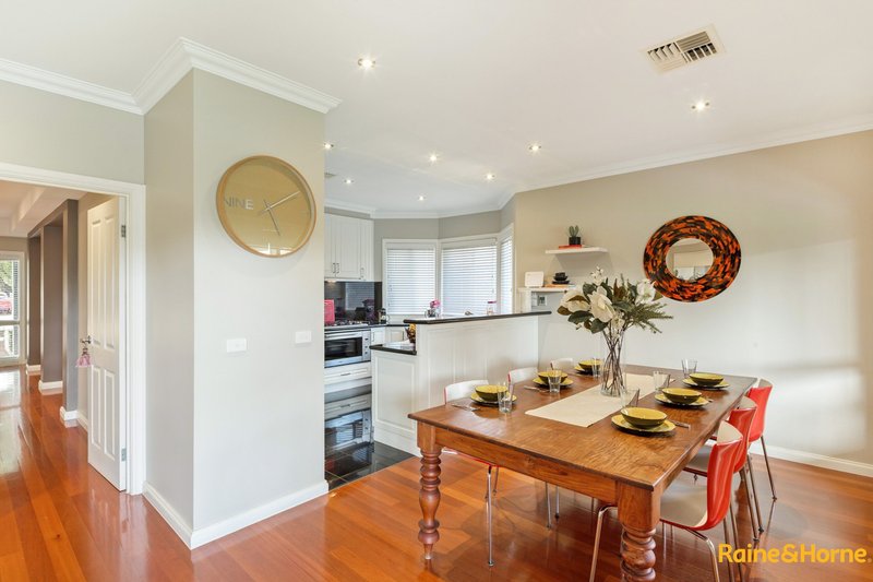 Photo - 19 Brunswick Place, Taylors Hill VIC 3037 - Image 5