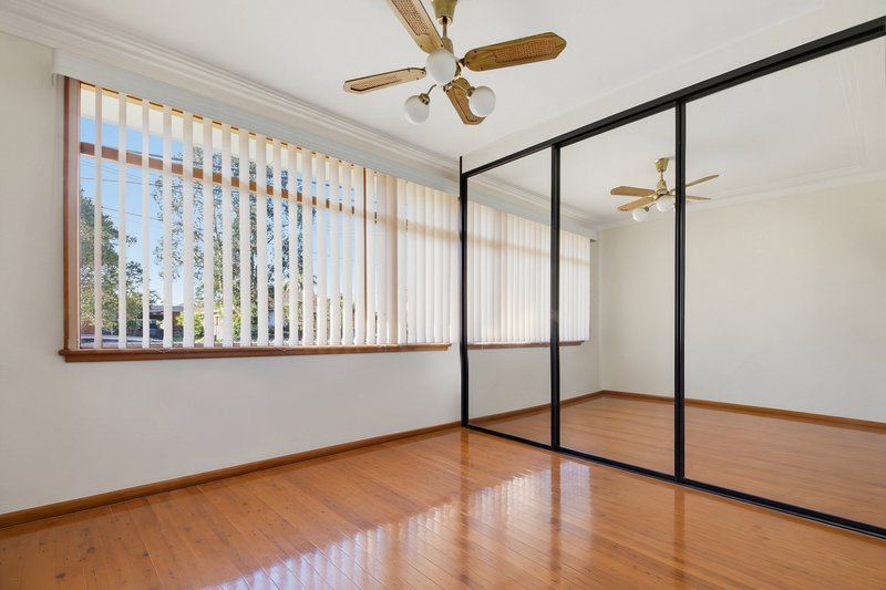 Photo - 19 Buckwall Avenue, Greenacre NSW 2190 - Image 7