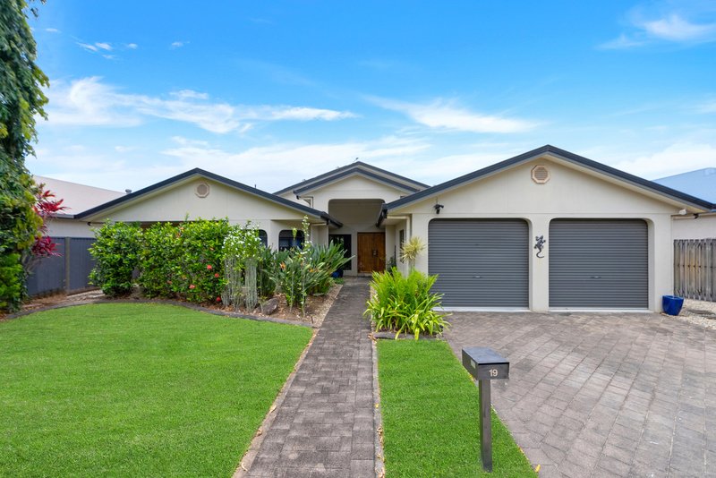 Photo - 19 Bulba Street, Caravonica QLD 4878 - Image 2