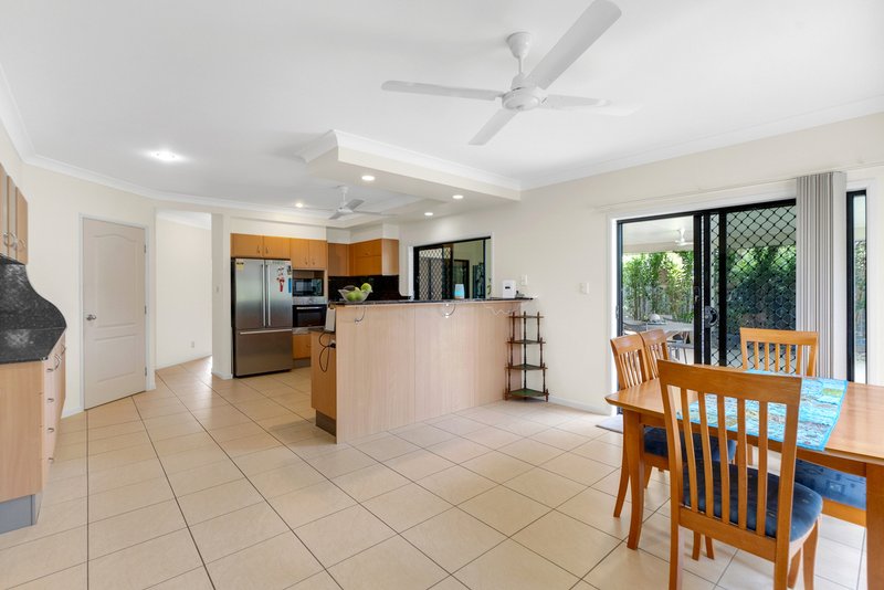 Photo - 19 Bulba Street, Caravonica QLD 4878 - Image 7