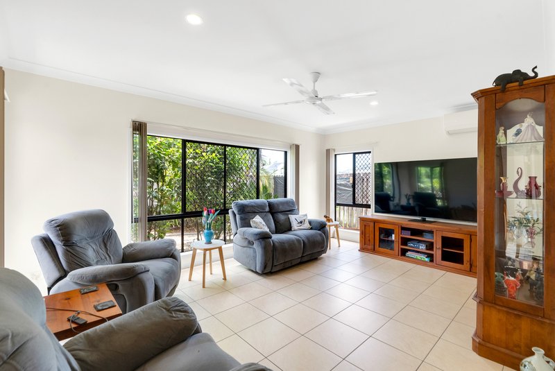 Photo - 19 Bulba Street, Caravonica QLD 4878 - Image 8