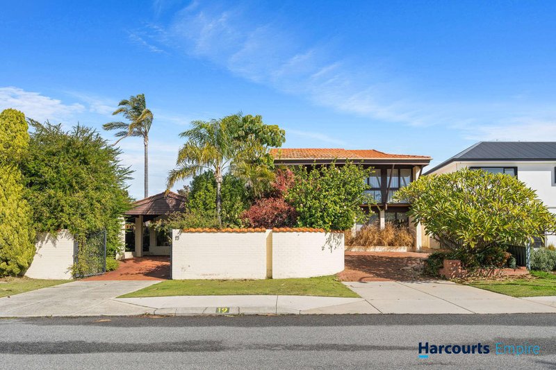 Photo - 19 Buntine Road, Wembley Downs WA 6019 - Image 2