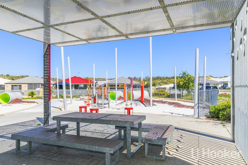 Photo - 19 Burleigh Boulevard, Yanchep WA 6035 - Image 19