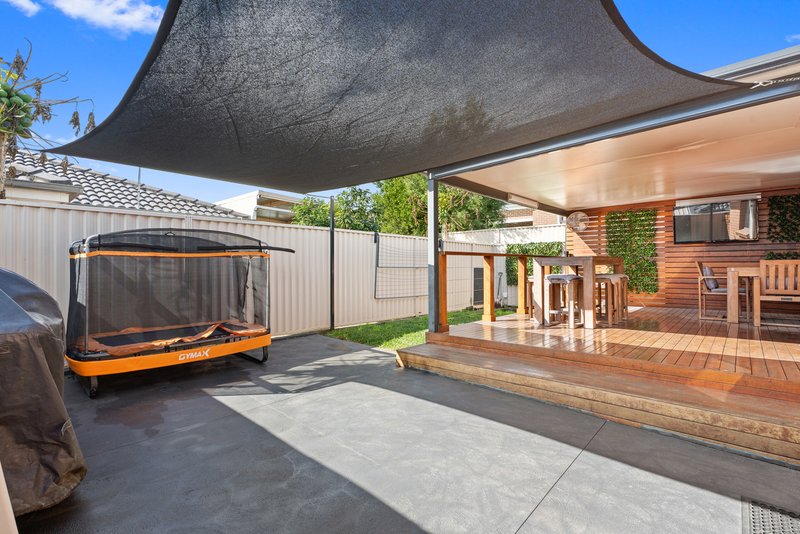 Photo - 19 Burns Close, Rooty Hill NSW 2766 - Image 16
