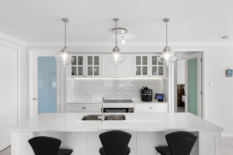 Photo - 19 Byron Drive, Jimboomba QLD 4280 - Image 3
