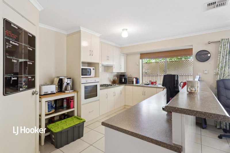 Photo - 19 Bywaters Avenue, Willaston SA 5118 - Image 5