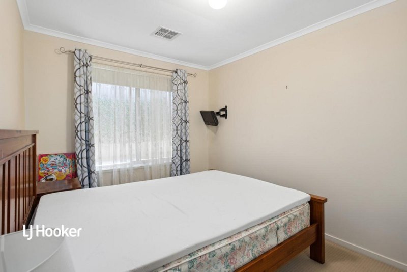 Photo - 19 Bywaters Avenue, Willaston SA 5118 - Image 11