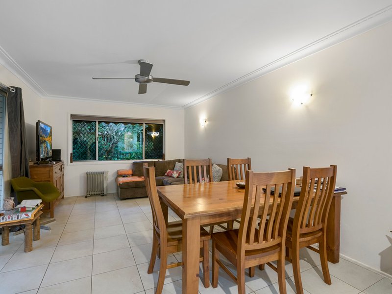 Photo - 19 Cairns Avenue, Palm Beach QLD 4221 - Image 8