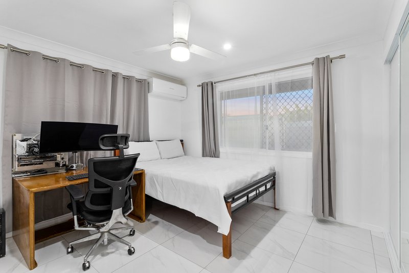 Photo - 19 Cairns Crescent, Deception Bay QLD 4508 - Image 10