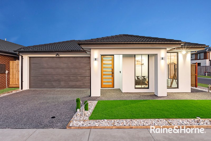 19 Cairns Crescent, Officer VIC 3809