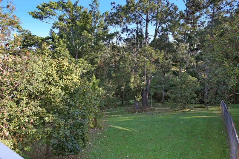 Photo - 19 Calderwood Road, Landsborough QLD 4550 - Image 14