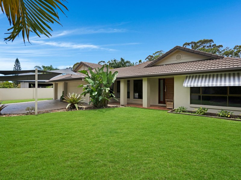 Photo - 19 Camberwell Circuit, Robina QLD 4226 - Image 2