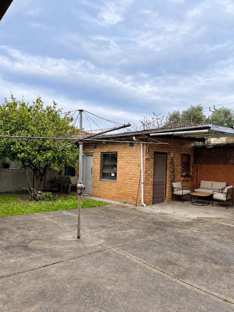 Photo - 19 Cambrian Avenue, Preston VIC 3072 - Image 14