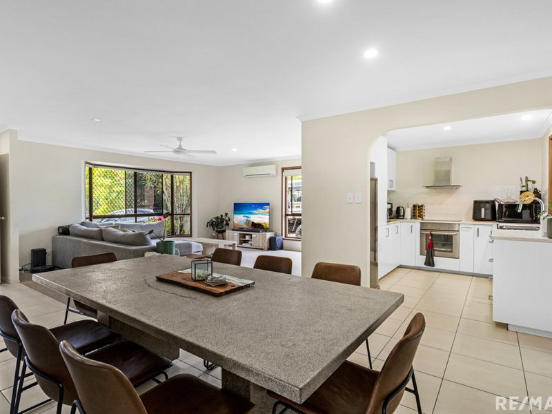 Photo - 19 Cambridge Court, Carrara QLD 4211 - Image 5