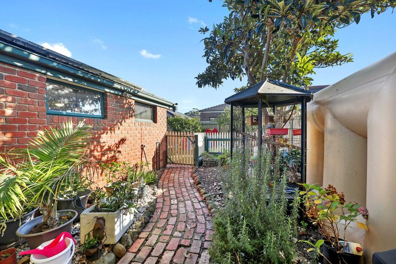 Photo - 19 Cameron Crescent, Lara VIC 3212 - Image 18