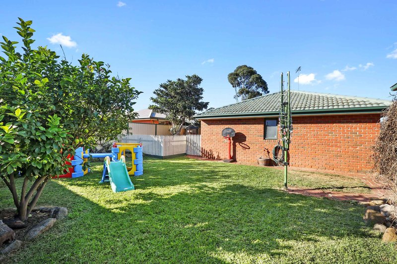 Photo - 19 Cameron Crescent, Lara VIC 3212 - Image 20