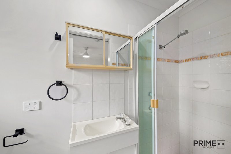 Photo - 1/9 Camphor Court, Mooloolaba QLD 4557 - Image 7