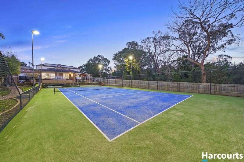 Photo - 19 Candlebark Quadrant, Rowville VIC 3178 - Image 16