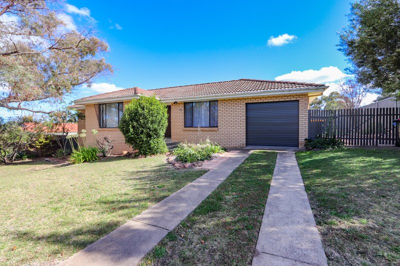 19 Cangoura Street, Windradyne NSW 2795