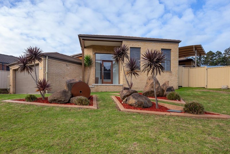 Photo - 19 Canning Crescent, Sunshine Bay NSW 2536 - Image 1