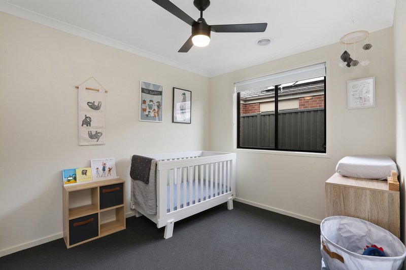 Photo - 19 Canterbury Road West , Lara VIC 3212 - Image 14