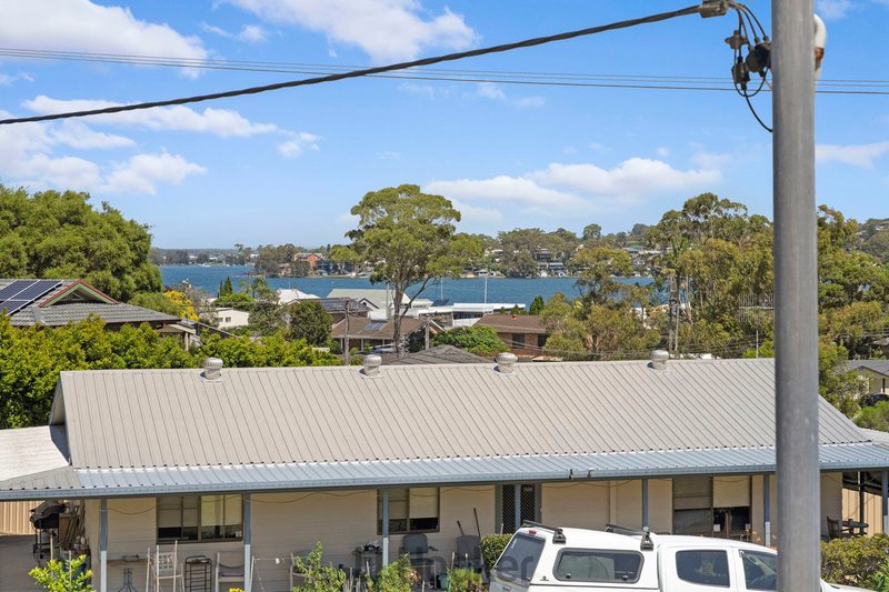 Photo - 19 Carlisle Row, Fishing Point NSW 2283 - Image 2