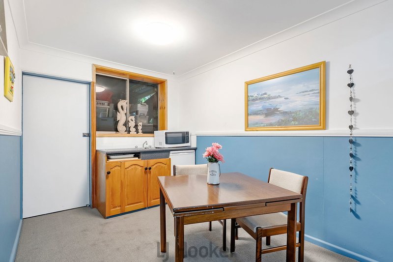 Photo - 19 Carlisle Row, Fishing Point NSW 2283 - Image 19