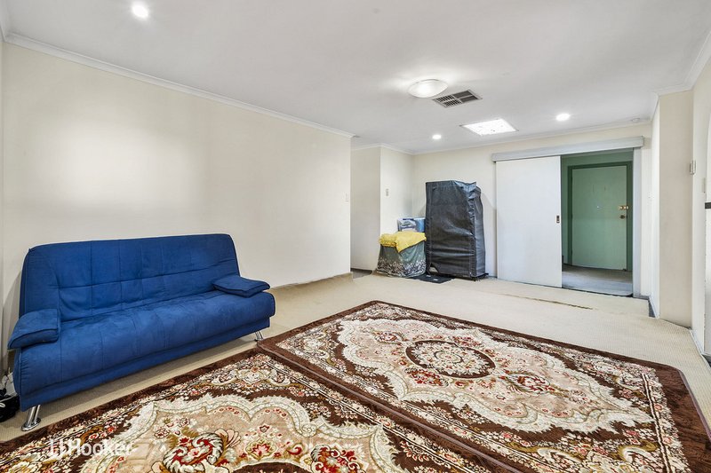 Photo - 19 Carnation Court, Parafield Gardens SA 5107 - Image 7