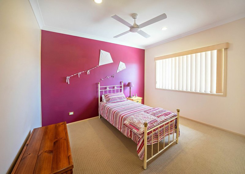 Photo - 19 Carrabeen Drive, Old Bar NSW 2430 - Image 15