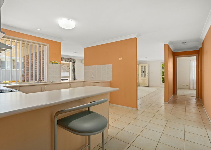 Photo - 1/9 Carrabeen Drive, Old Bar NSW 2430 - Image 4