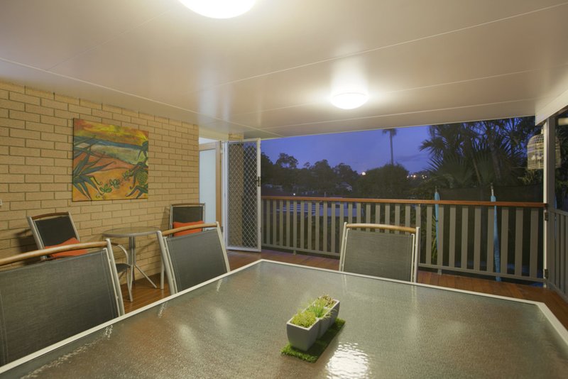 Photo - 19 Carrara Street, Mount Gravatt East QLD 4122 - Image 10