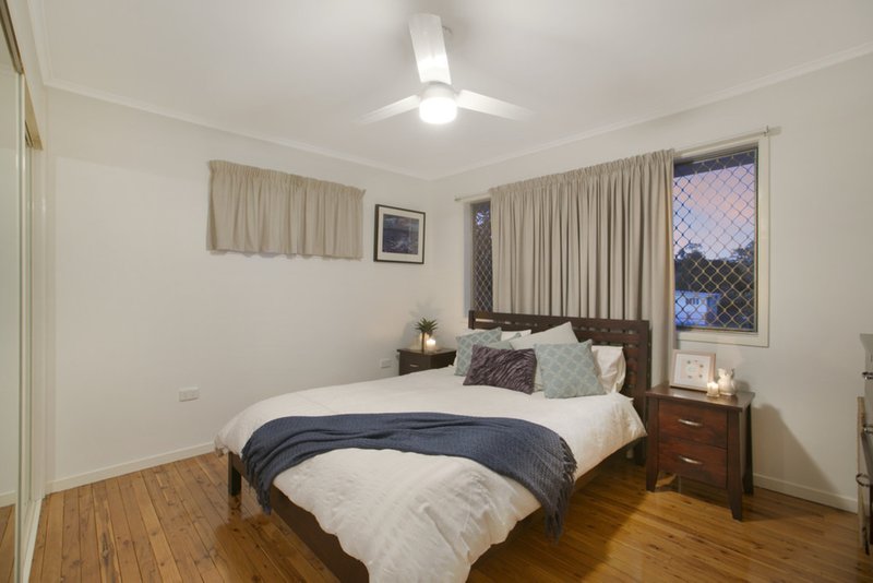 Photo - 19 Carrara Street, Mount Gravatt East QLD 4122 - Image 12