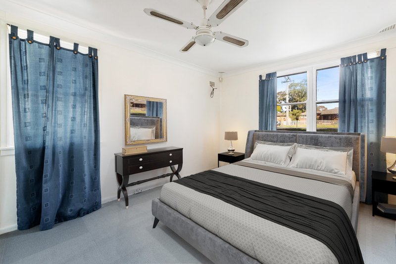 Photo - 19 Cartwright Avenue, Busby NSW 2168 - Image 5