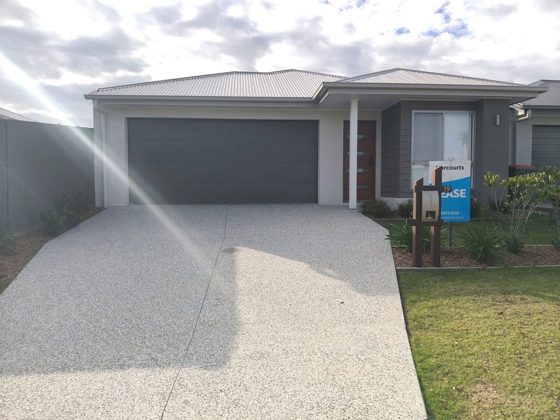Photo - 19 Caturra Crescent, Ormeau QLD 4208 - Image 1
