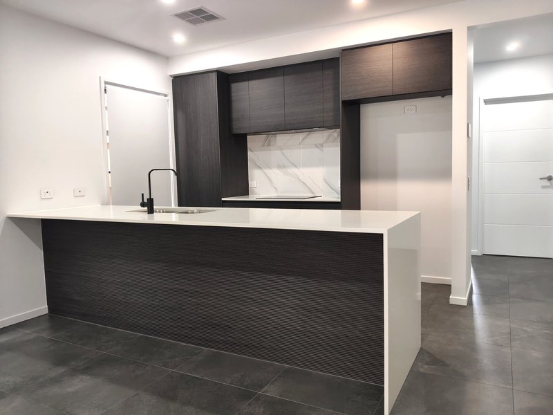 Photo - 19 Caturra Crescent, Ormeau QLD 4208 - Image 2