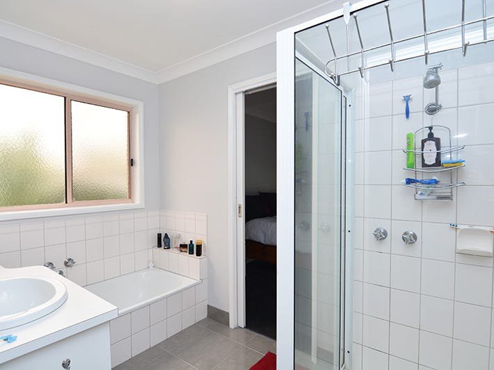 Photo - 19 Cavallo Drive, Mildura VIC 3500 - Image 4