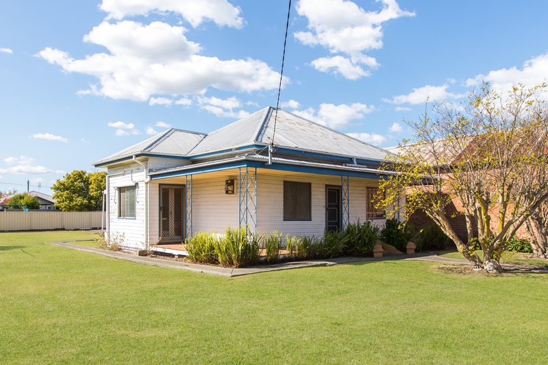 19 Cessnock Road, Weston NSW 2326