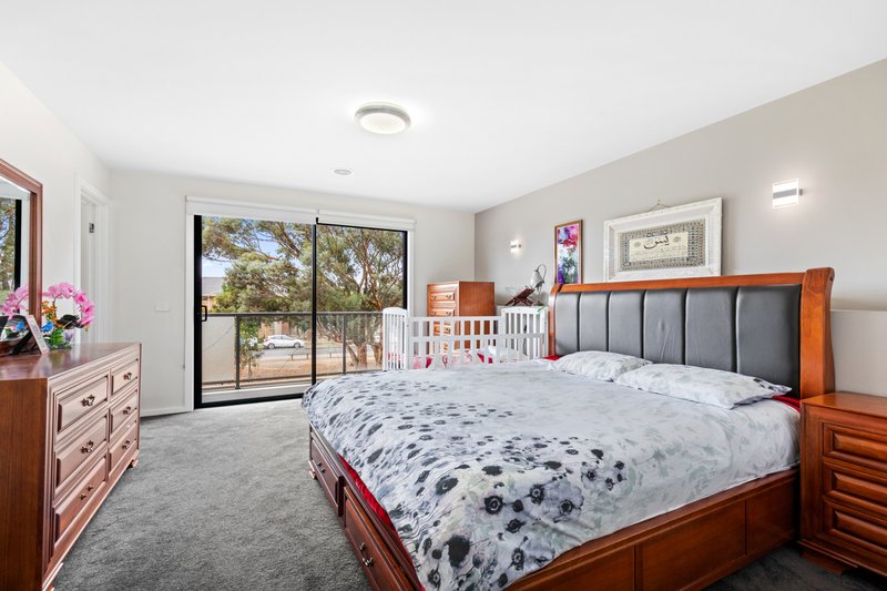 Photo - 19 Champa Road, Sunshine West VIC 3020 - Image 4