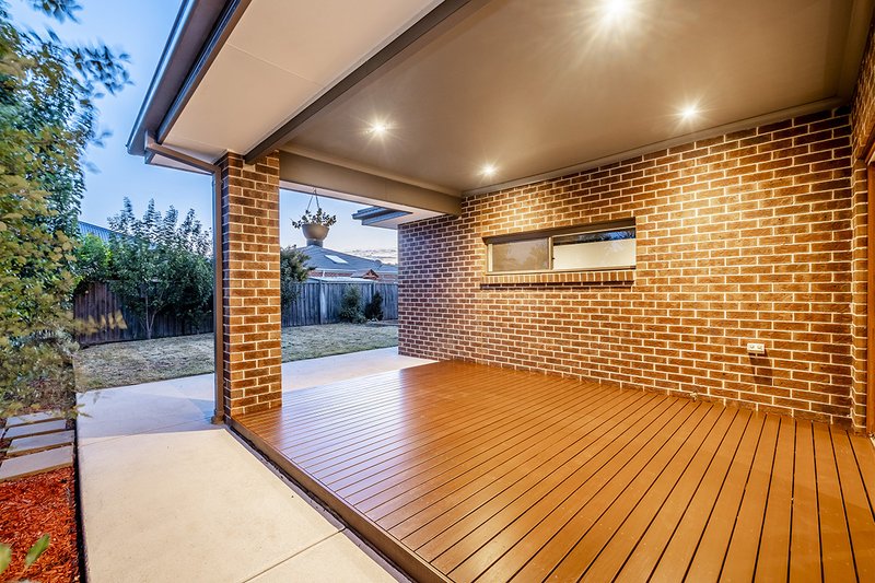 Photo - 19 Chantenay Parade, Cranbourne North VIC 3977 - Image 24